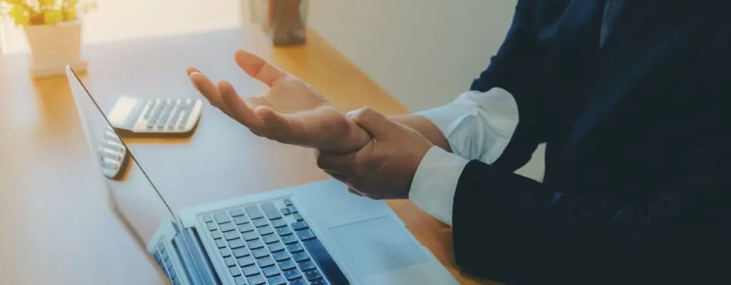 Managing Work-Related Sprains and Strains: Treatment and Recovery Strategies